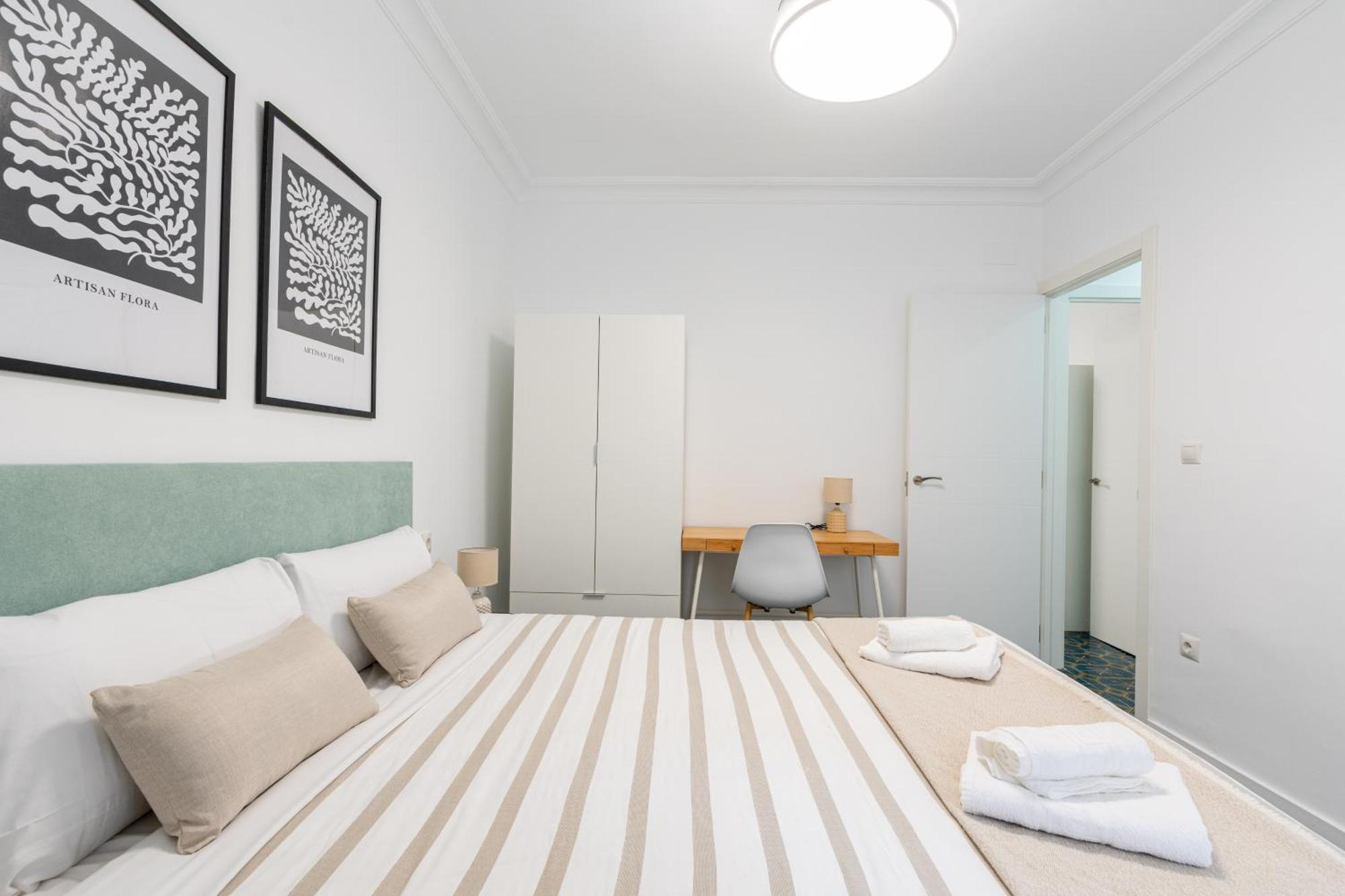 Piso Elegante Y Nuevo De 3 Habitaciones Y 2 Banos เซบีญา ภายนอก รูปภาพ