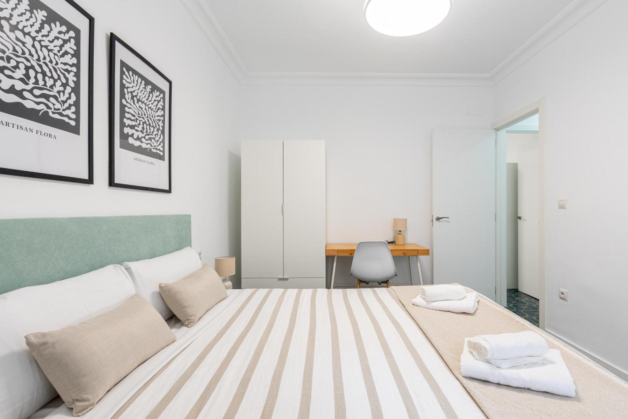 Piso Elegante Y Nuevo De 3 Habitaciones Y 2 Banos เซบีญา ภายนอก รูปภาพ